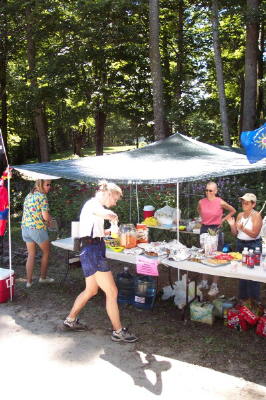 Michele at a Vermont Aid Station