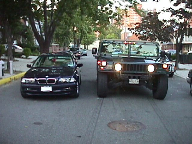 Hummer h3 vs bmw x5 #6